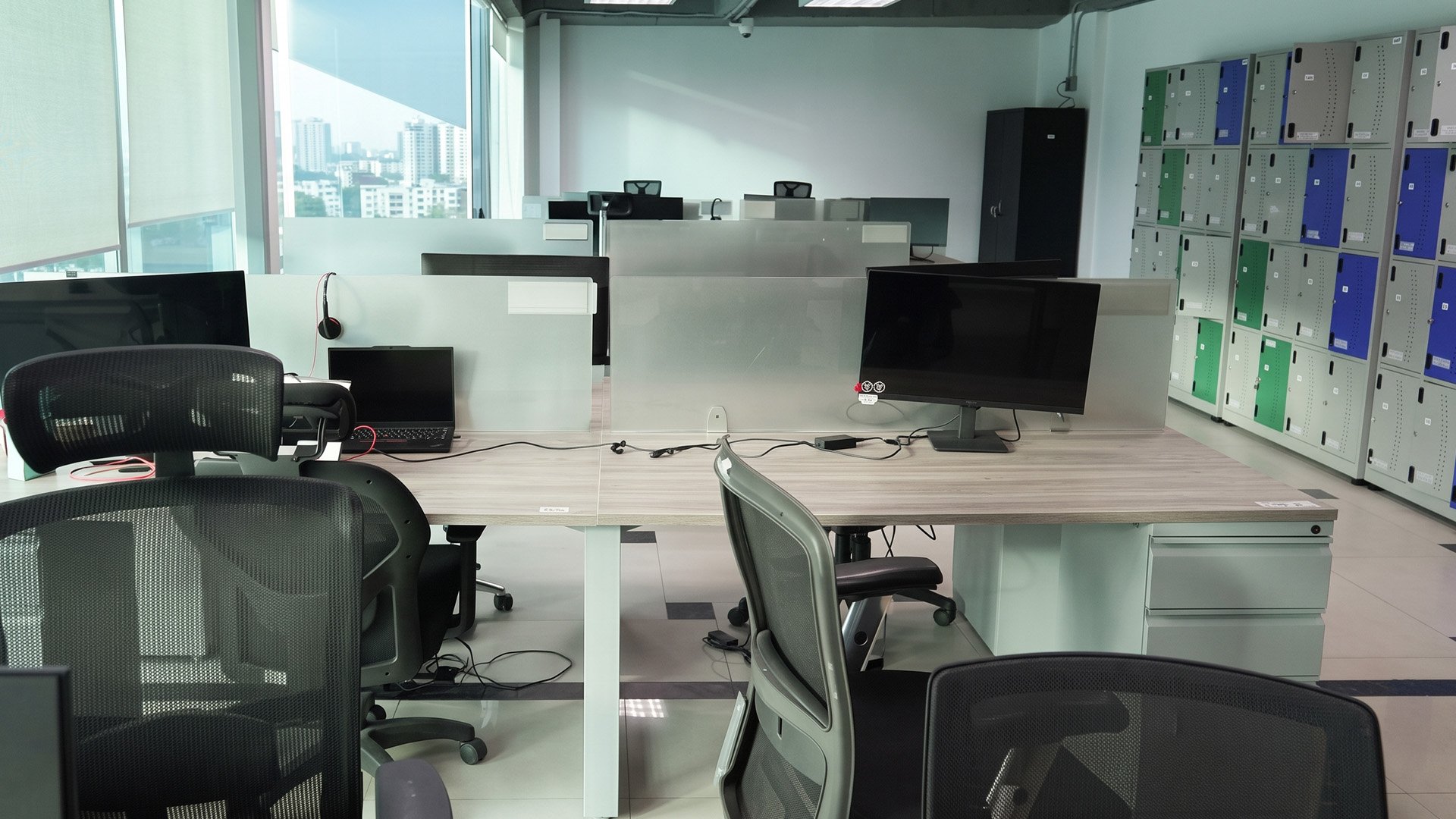 megatower-bogota-open-workspace-1